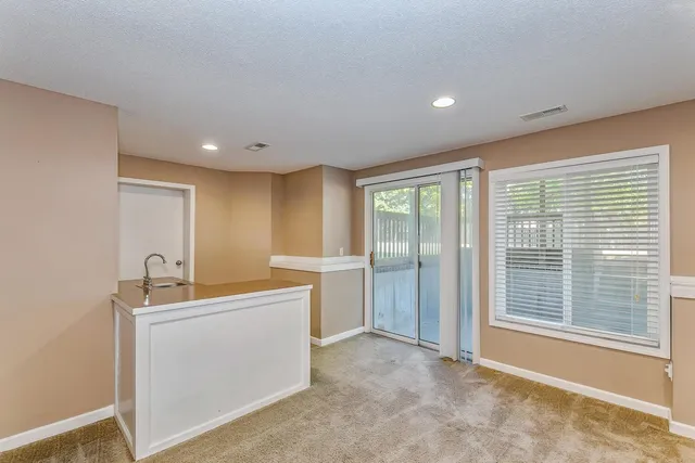 $339,900 | 631 Brentwood Court, Andover, KS 67002