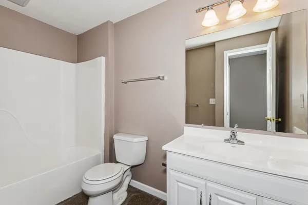 $339,900 | 631 Brentwood Court, Andover, KS 67002