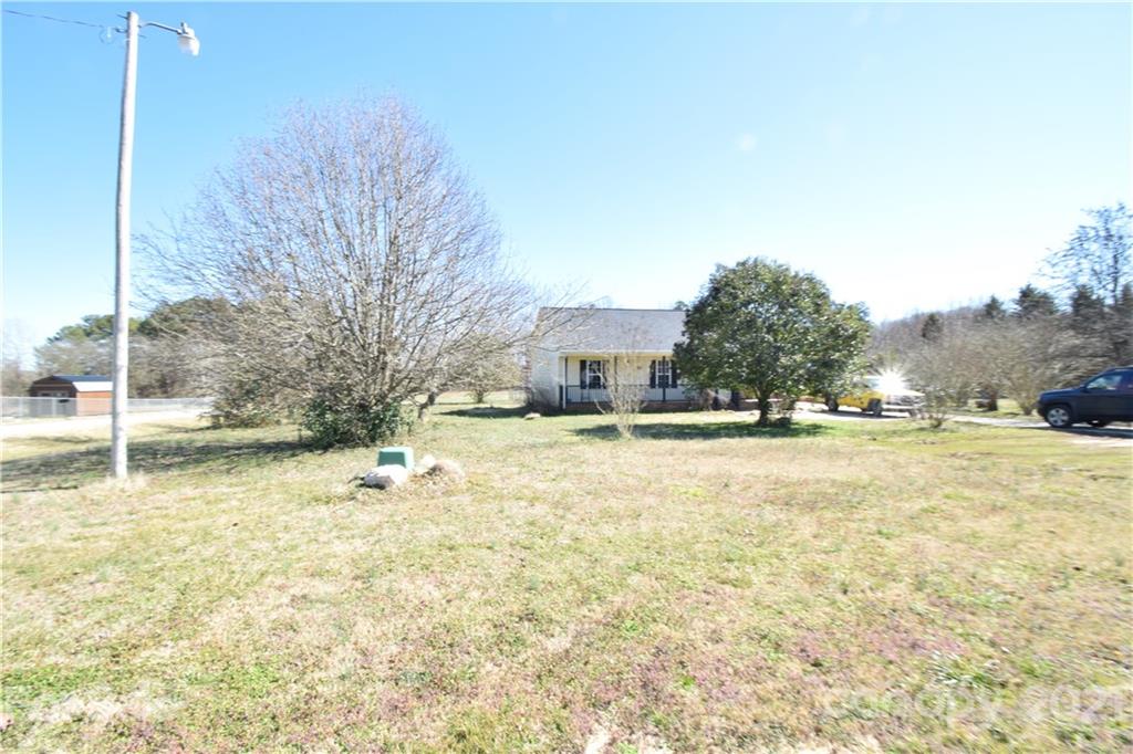 938 St Marks Church Road Cherryville, NC 28021 - Photo 2 of 37 Gallery Image 2