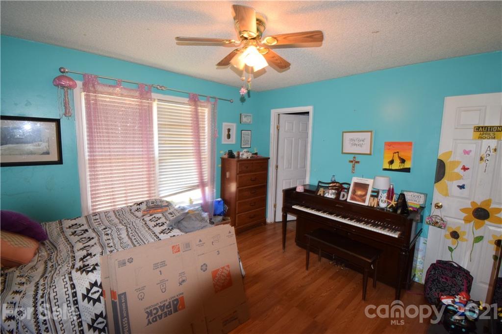 938 St Marks Church Road Cherryville, NC 28021 - Photo 16 of 37 Gallery Image 16