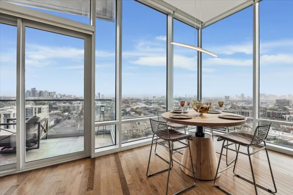 $1,040,000 | 2727 Kirby Drive, Unit 16C, Houston, TX 77098