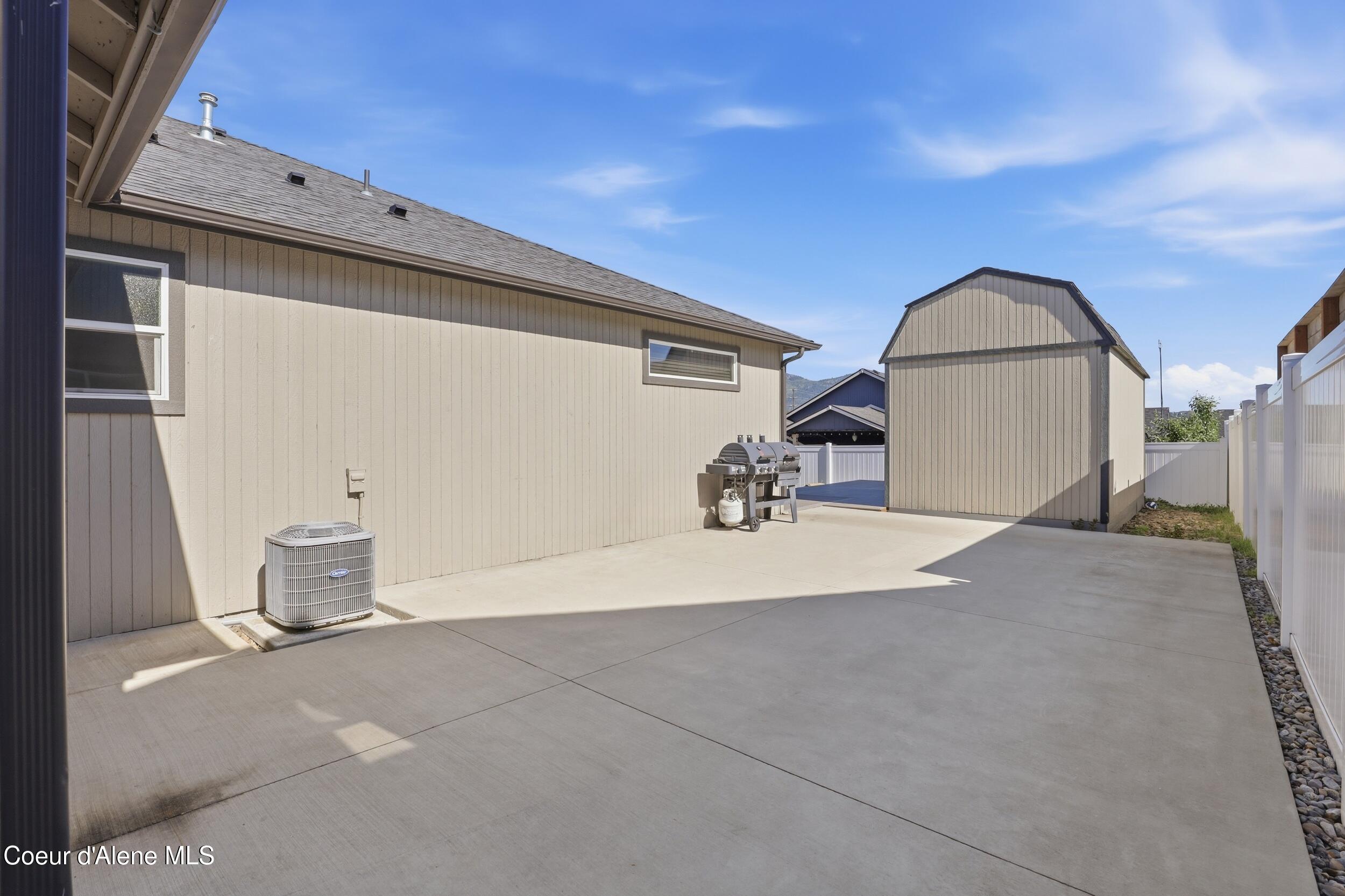 6319 West Harmony Street Rathdrum, ID 83858 - Photo 35 of 45 37_img_9548_autoremove_39797456