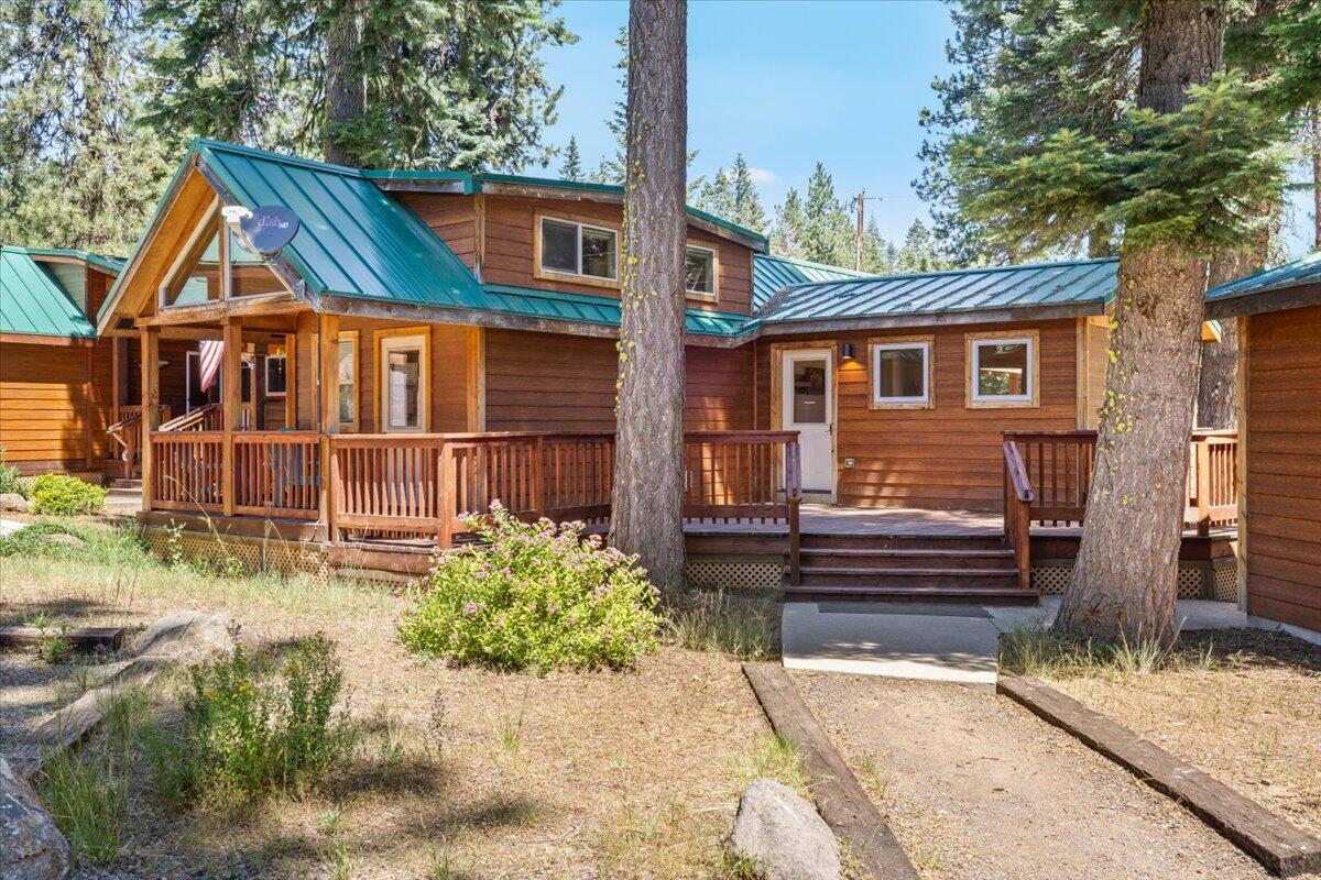 7979 Hyatt Prairie Road, Unit 32 Ashland, OR 97520 - Photo 1 of 38 02_Cabin_32