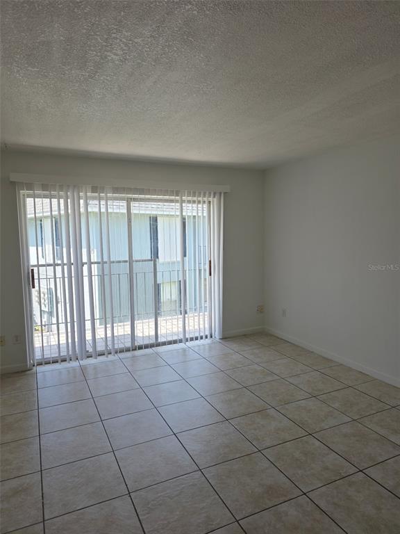 921 West Oak Ridge Road, Unit C Orlando, FL 32809 - Photo 4 of 17 Gallery Image 4