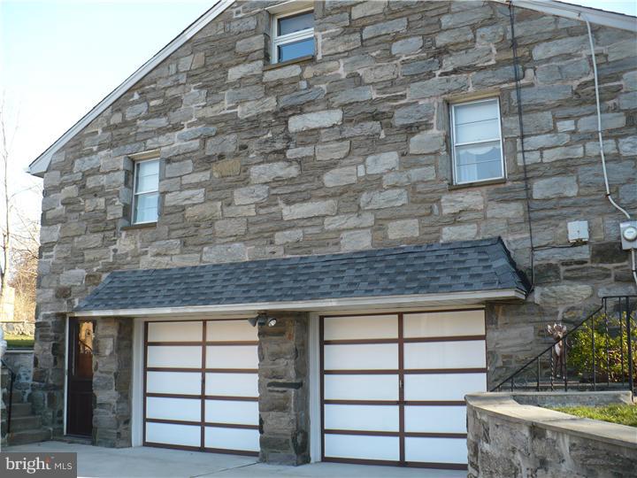 3207 Rhawn Street Philadelphia, PA 19136 - Photo 7 of 18 Garage