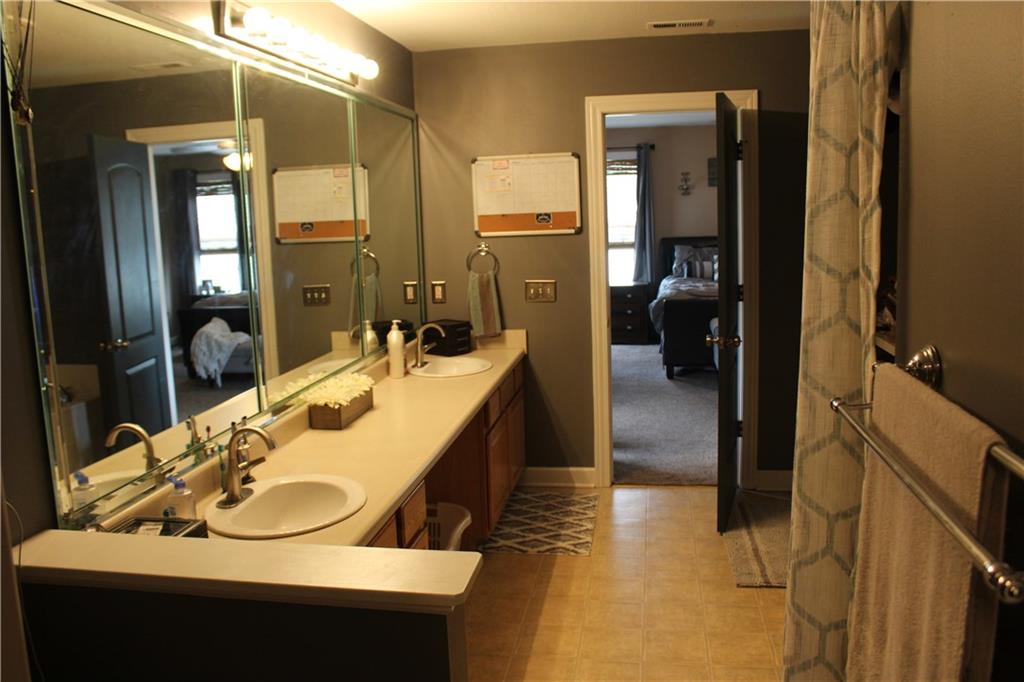 9718 Rhodes Lane Avon, IN 46123 - Photo 21 of 29