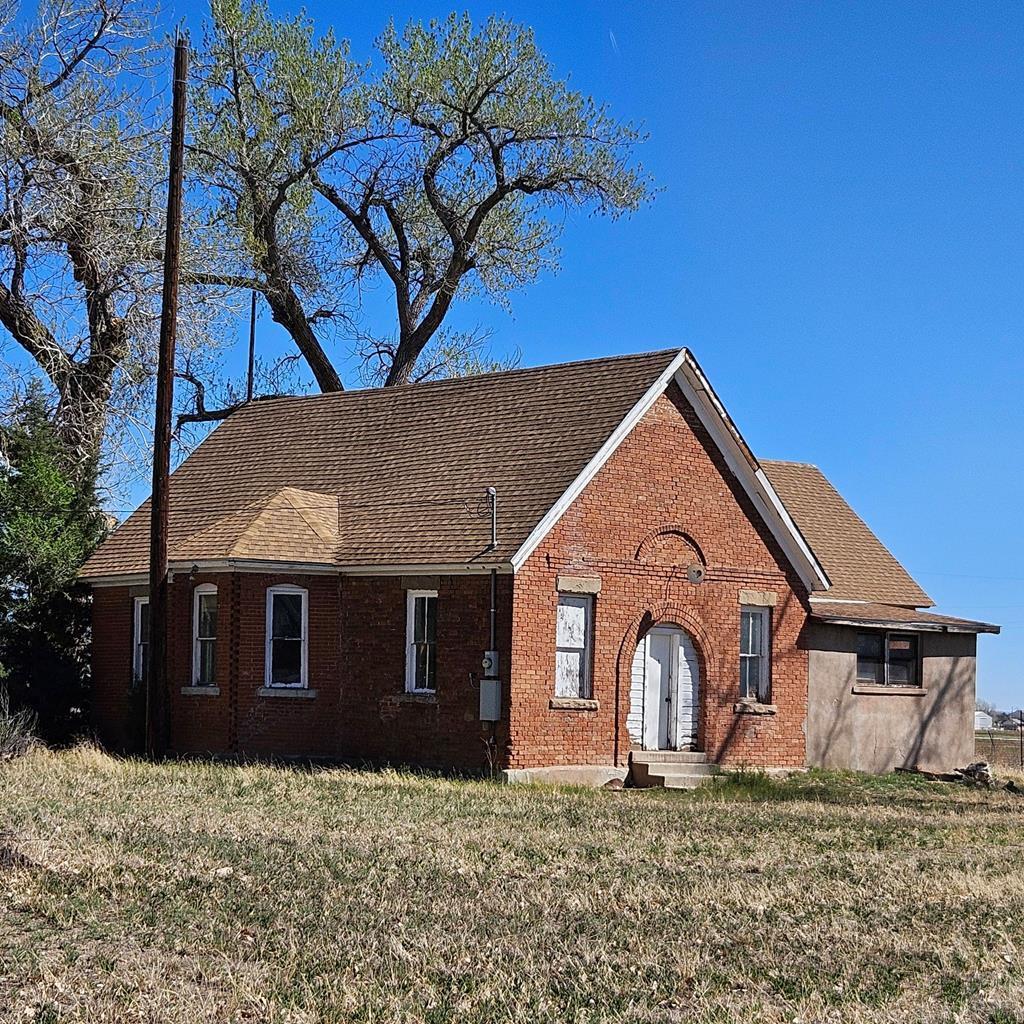 26112 Nicholson Road Pueblo, CO 81006 - Photo 2 of 24
