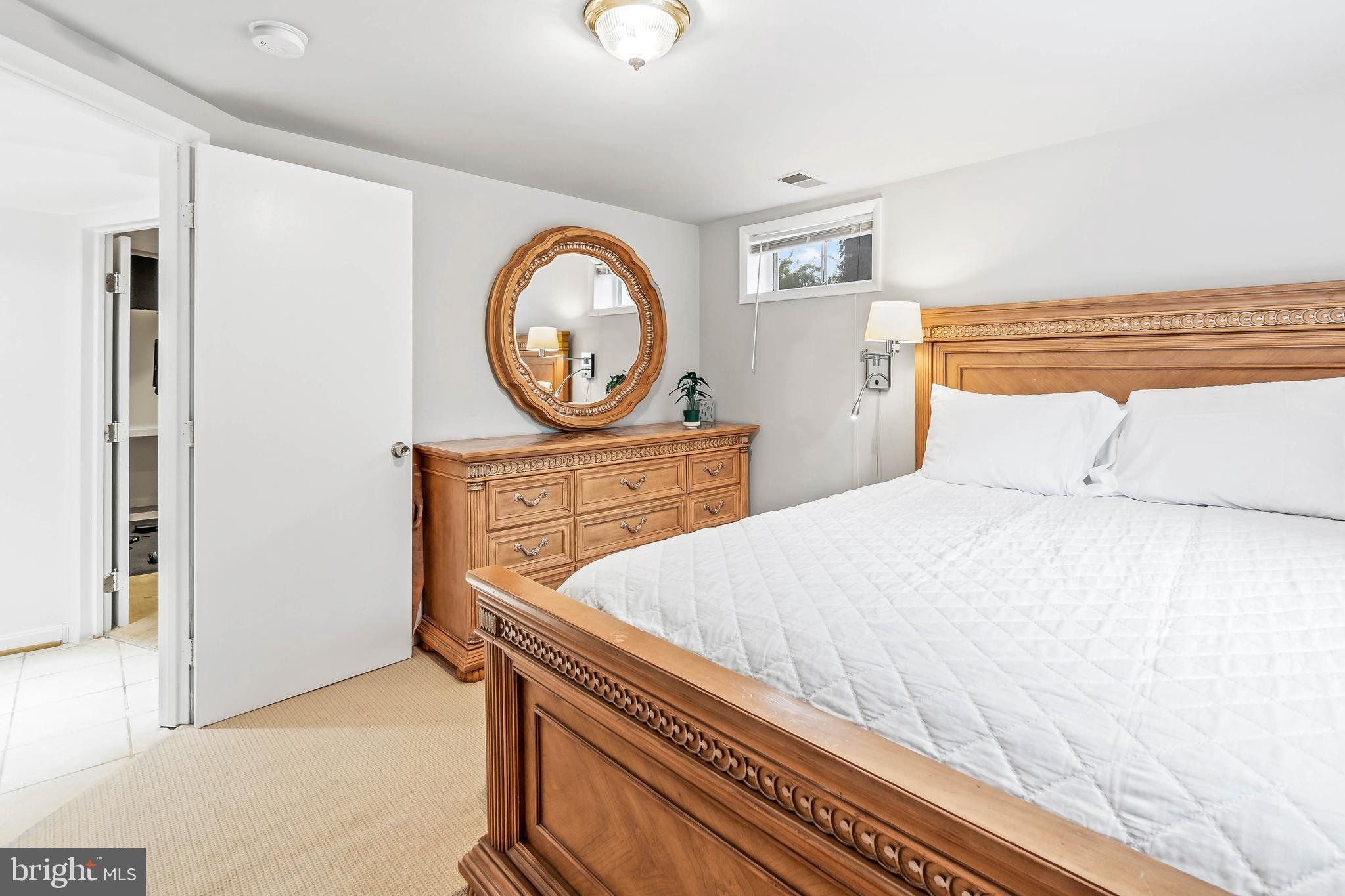 5225 Heming Avenue Springfield, VA 22151 - Photo 20 of 36 Bedroom