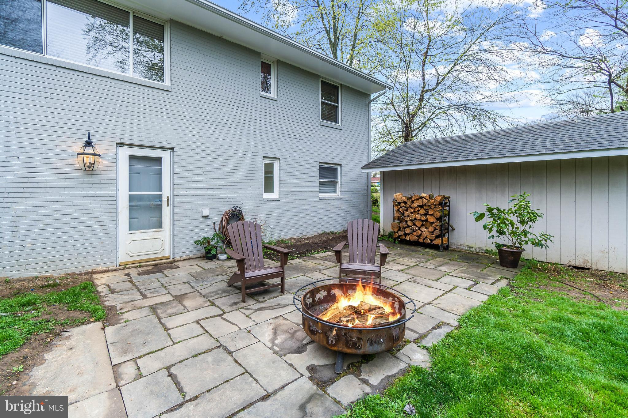 5225 Heming Avenue Springfield, VA 22151 - Photo 25 of 36 Exterior Rear