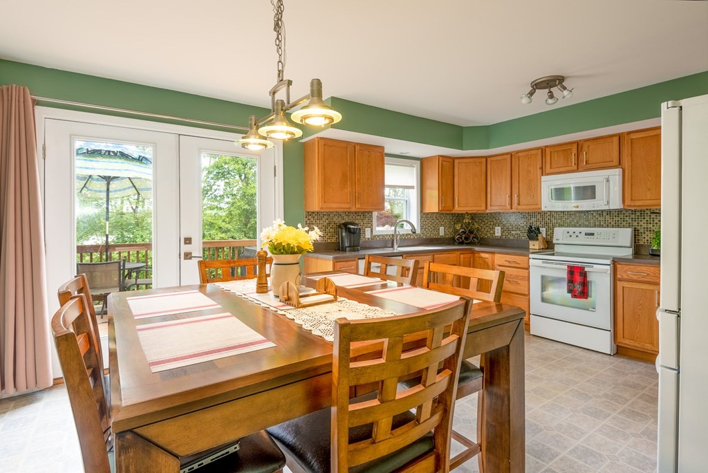 80 St Louis Street Worcester, MA 01607 - Photo 3 of 24 Gallery Image 3