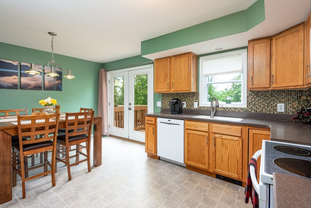 80 St Louis Street Worcester, MA 01607 - Photo 8 of 24 Gallery Image 8
