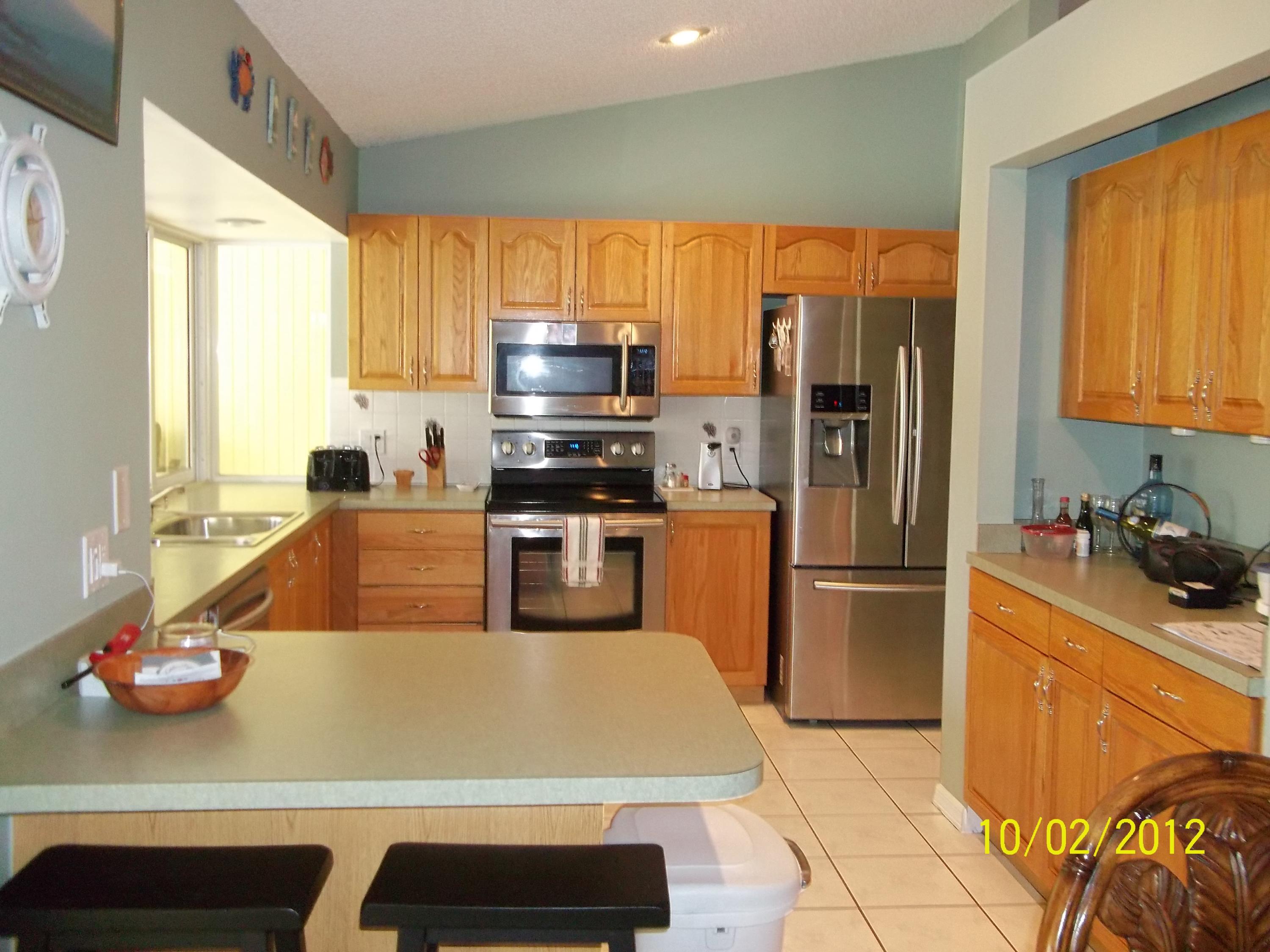 1057 Southwest Fenway Road Port St. Lucie, FL 34953 - Photo 7 of 21 kitchen