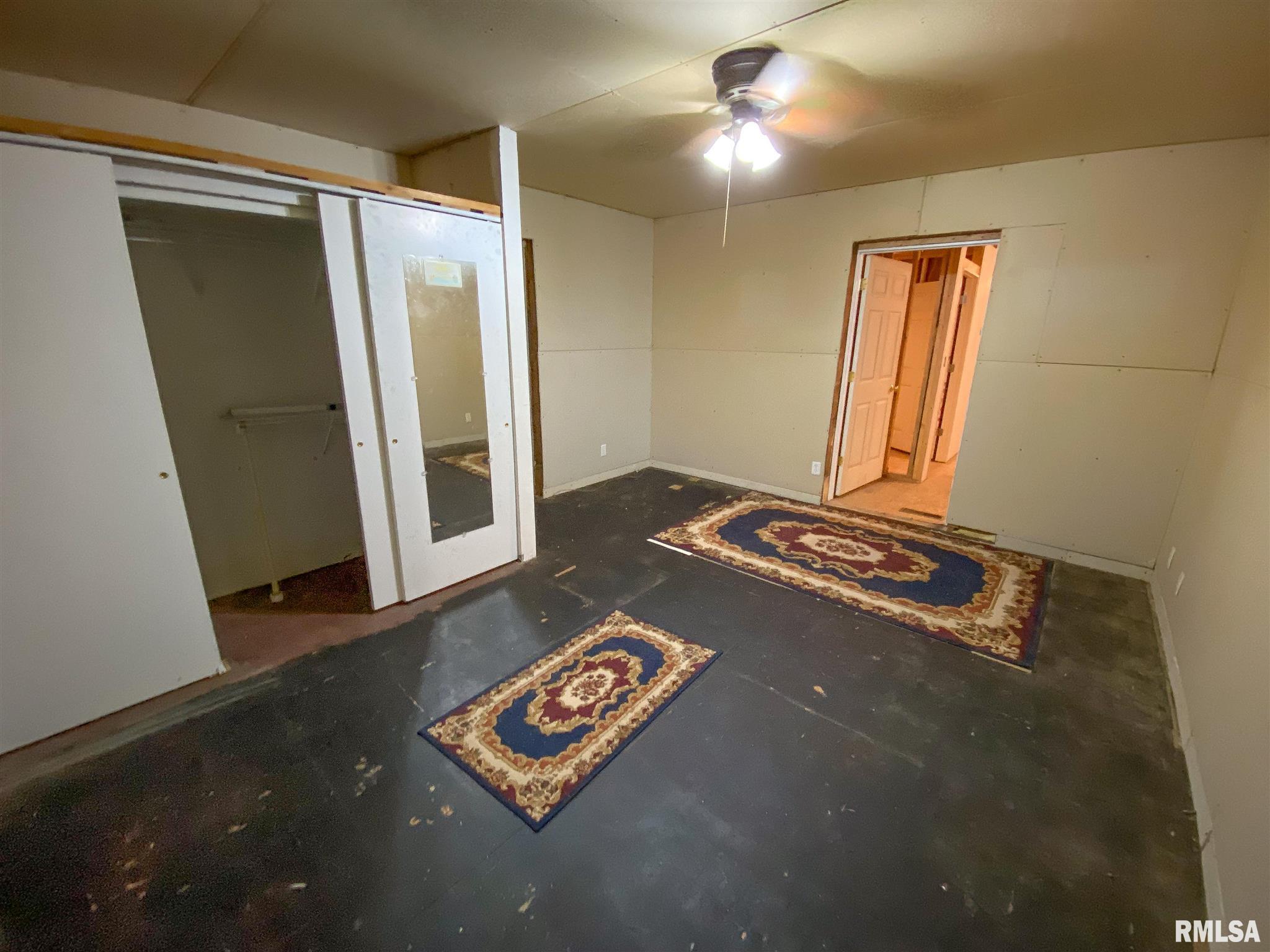 8605 Bob White Road Louisville, IL 62858 - Photo 28 of 50 Gallery Image 28