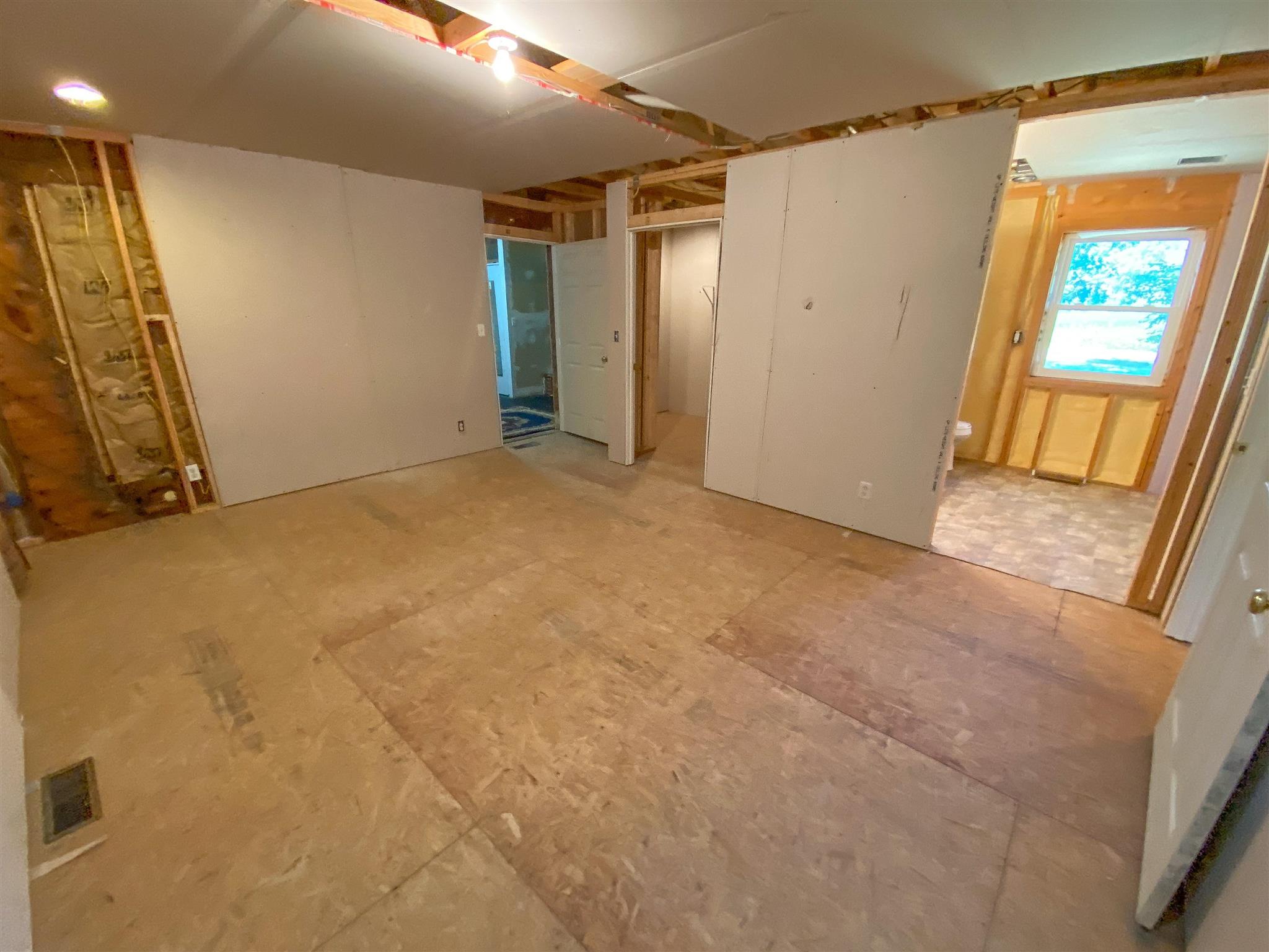 8605 Bob White Road Louisville, IL 62858 - Photo 30 of 50 Gallery Image 30