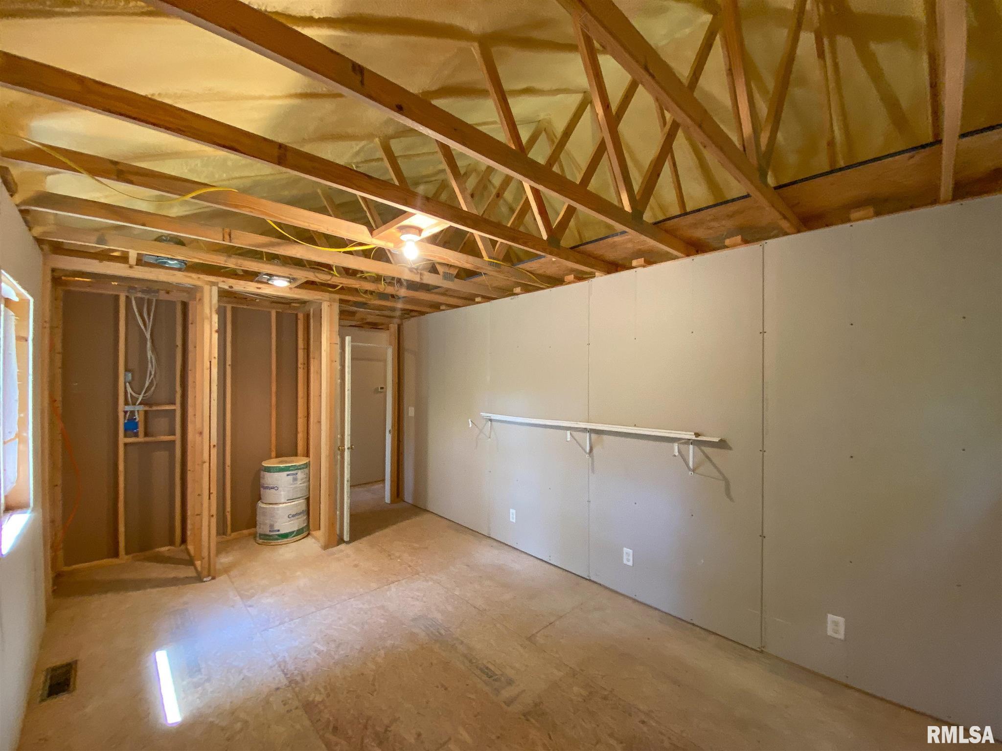 8605 Bob White Road Louisville, IL 62858 - Photo 42 of 50 Gallery Image 42