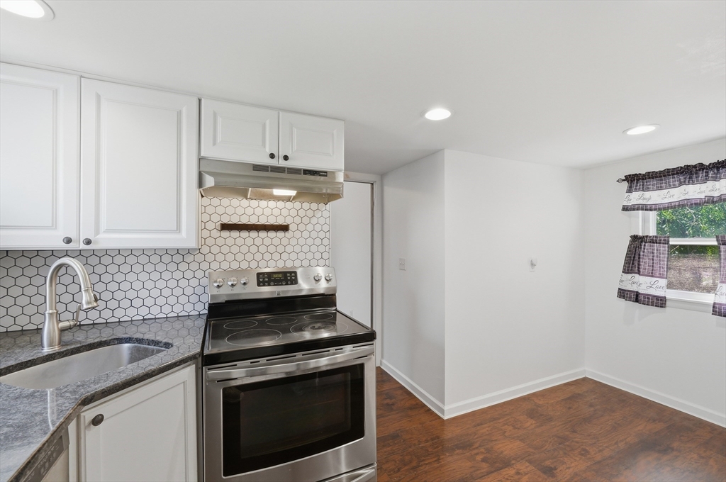 28 Shepard Street Westfield, MA 01085 - Photo 31 of 37