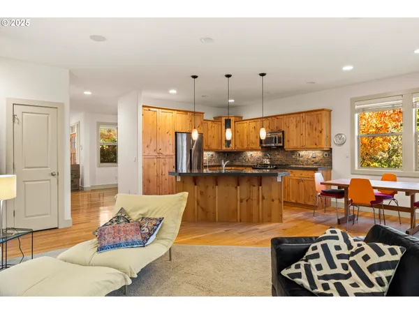 $630,000 | 242 Southeast 29th Street, Gresham, OR 97080