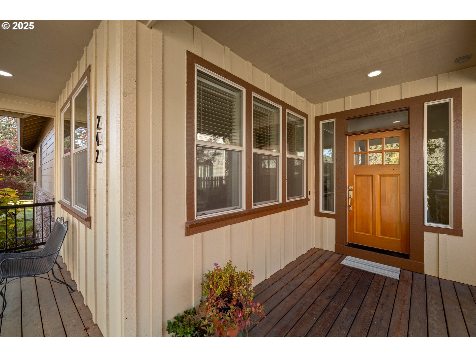 242 Southeast 29th Street Gresham, OR 97080 - Photo 7 of 47
