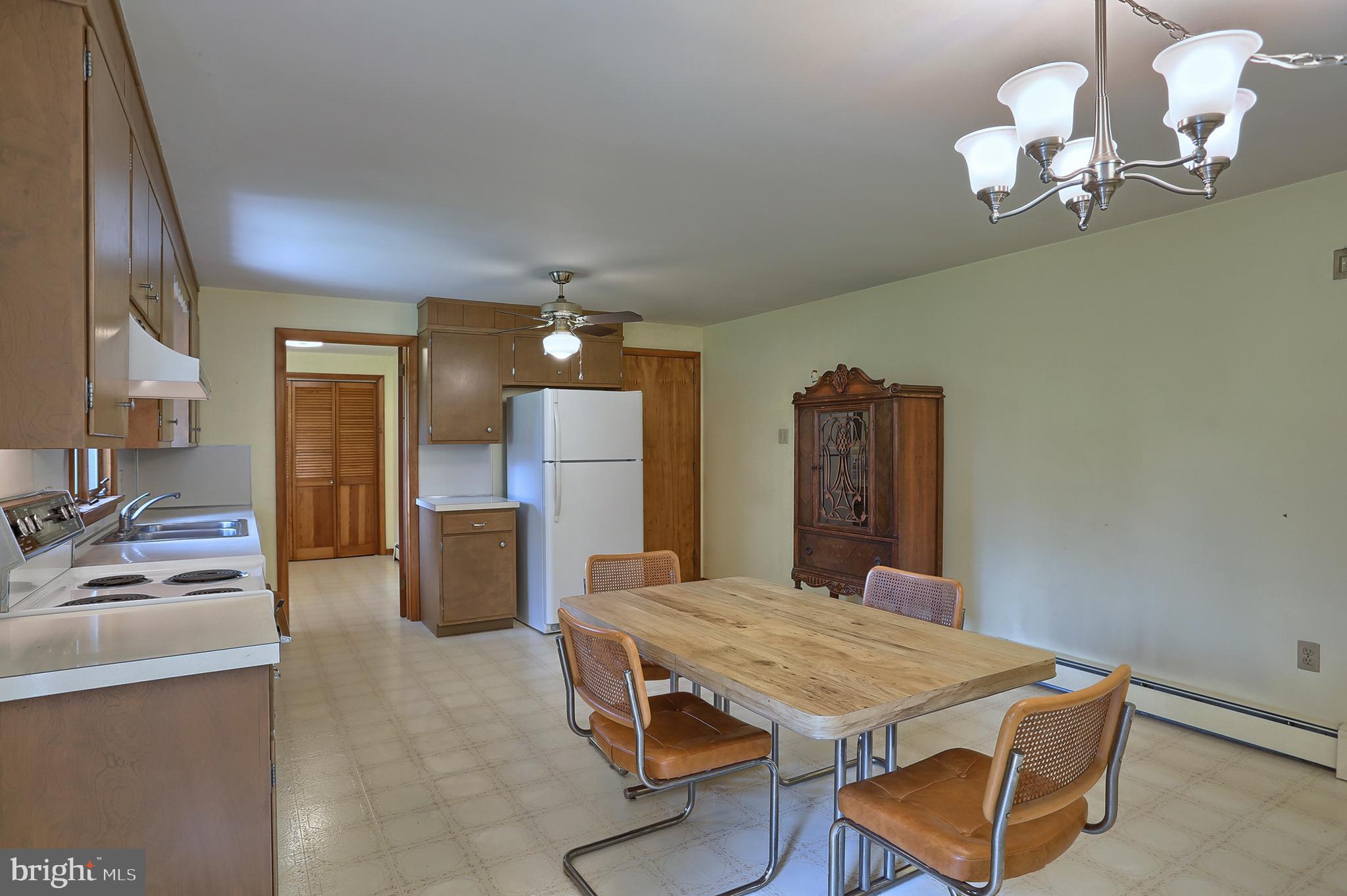 422 East Evergreen Road Lebanon, PA 17042 - Photo 13 of 33 Gallery Image 13