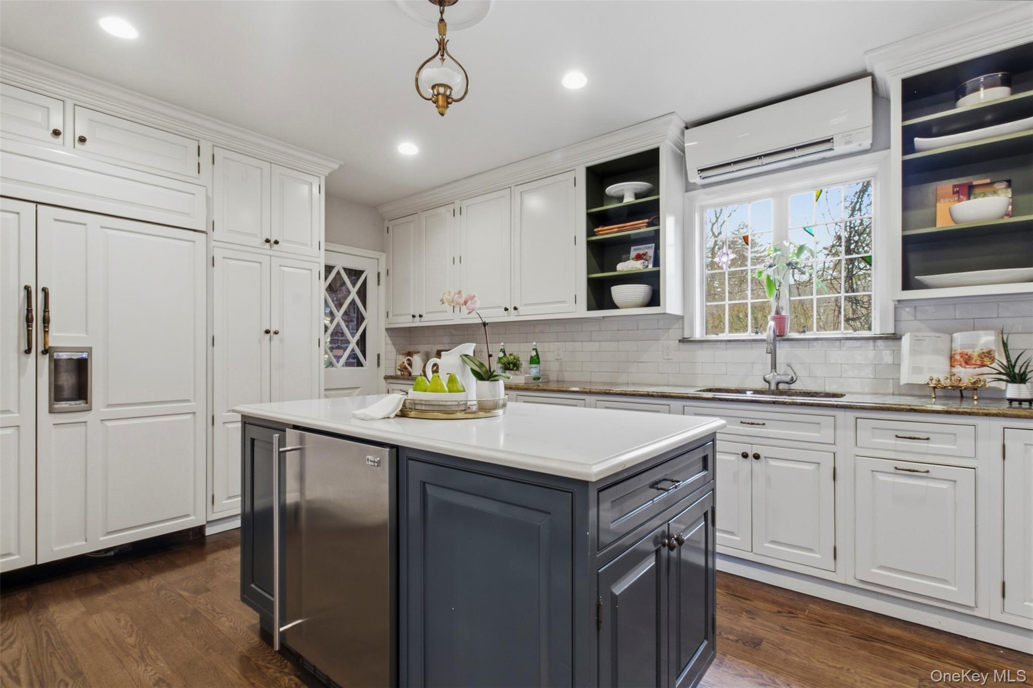 9 Rye Road Rye, NY 10580 - Photo 12 of 50 Renovated chef's kitchen by Majestic.