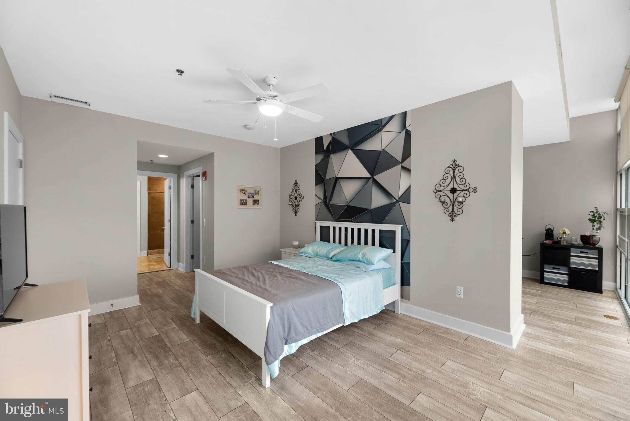 2772 Lighthouse Point East, Unit 313 Baltimore, MD 21224 - Photo 16 of 35 Bedroom