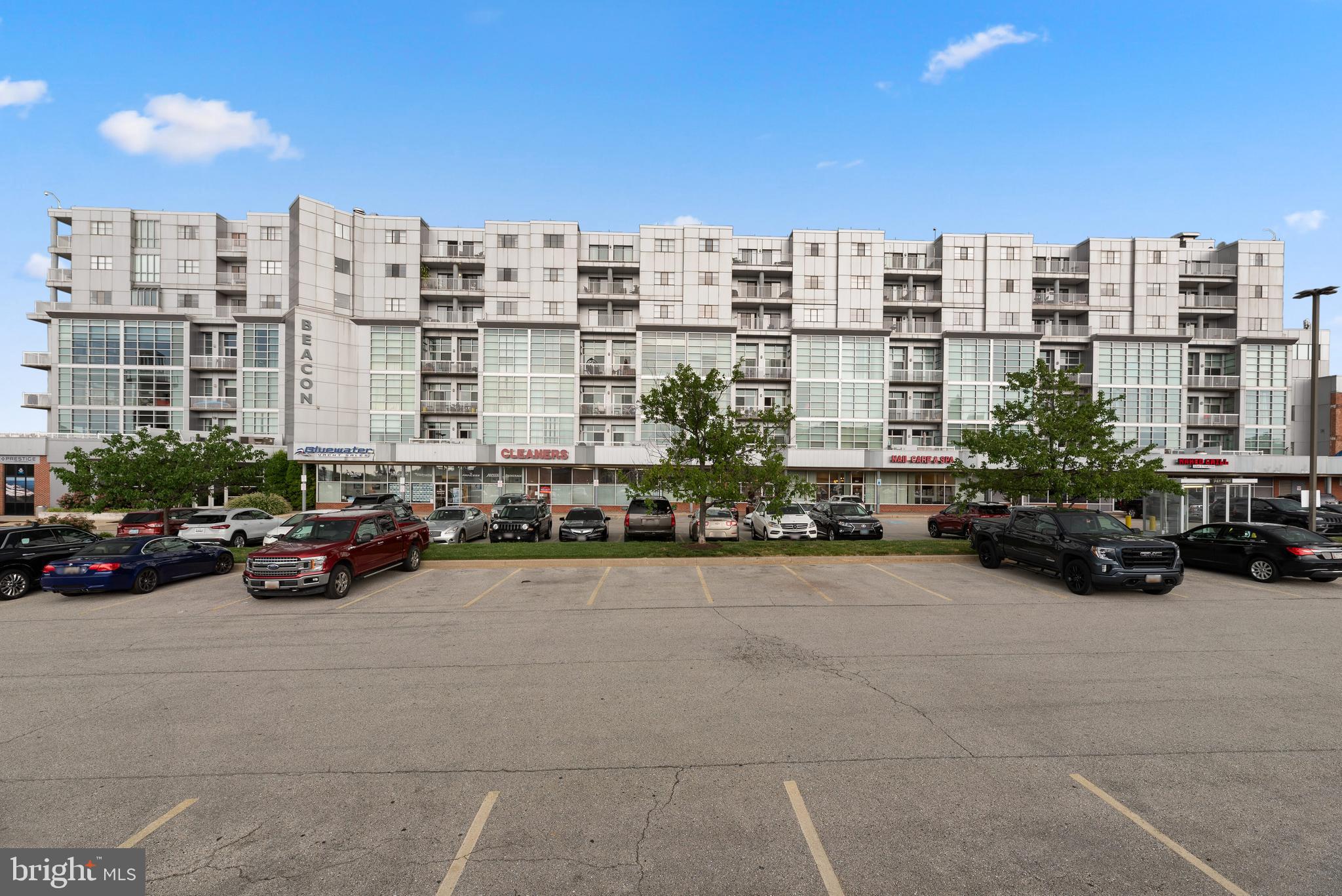 2772 Lighthouse Point East, Unit 313 Baltimore, MD 21224 - Photo 34 of 35 Exterior Front