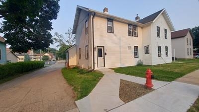 129 South Church Street Whitewater, WI 53190 - Photo 15 of 35