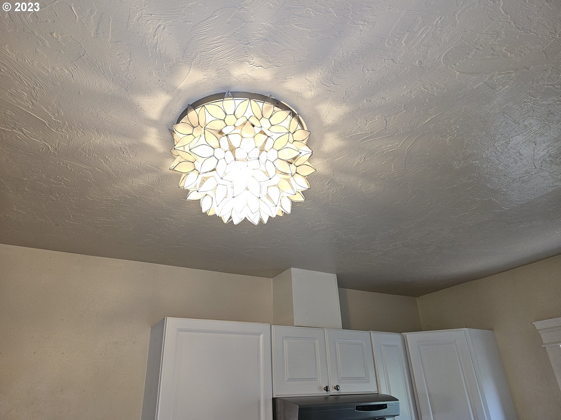 2644 Edison Street Eugene, OR 97402 - Photo 9 of 29