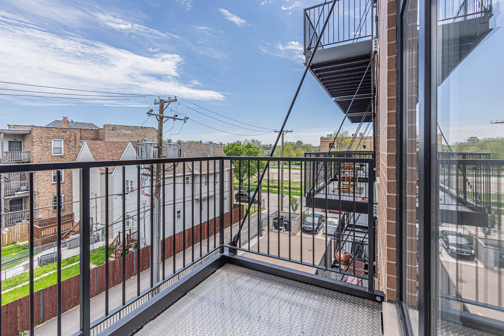 4149 South Cottage Grove Avenue, Unit 305 Chicago, IL 60653 - Photo 10 of 27 a view of a balcony