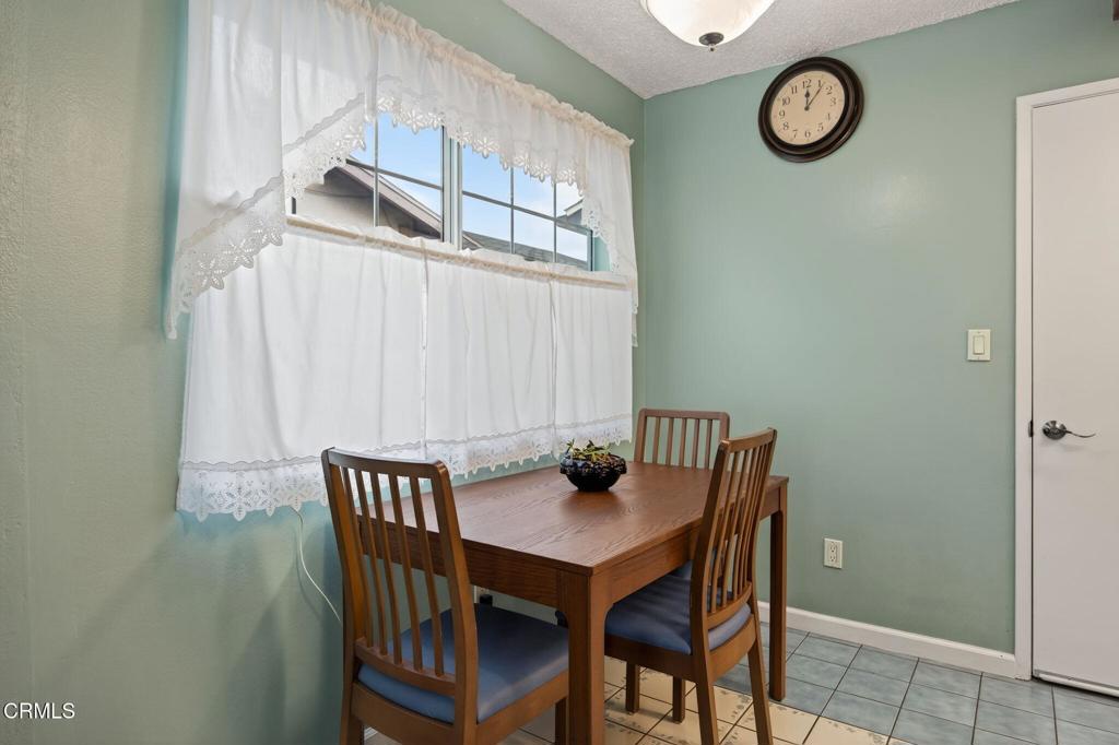 1501 Morris Street Oxnard, CA 93030 - Photo 17 of 34 a view of a dining area in a house