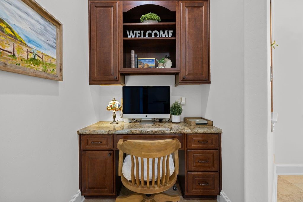 58 Shadow Creek Ridge Drive Spring, TX 77389 - Photo 14 of 40 Office nook off of kitchen