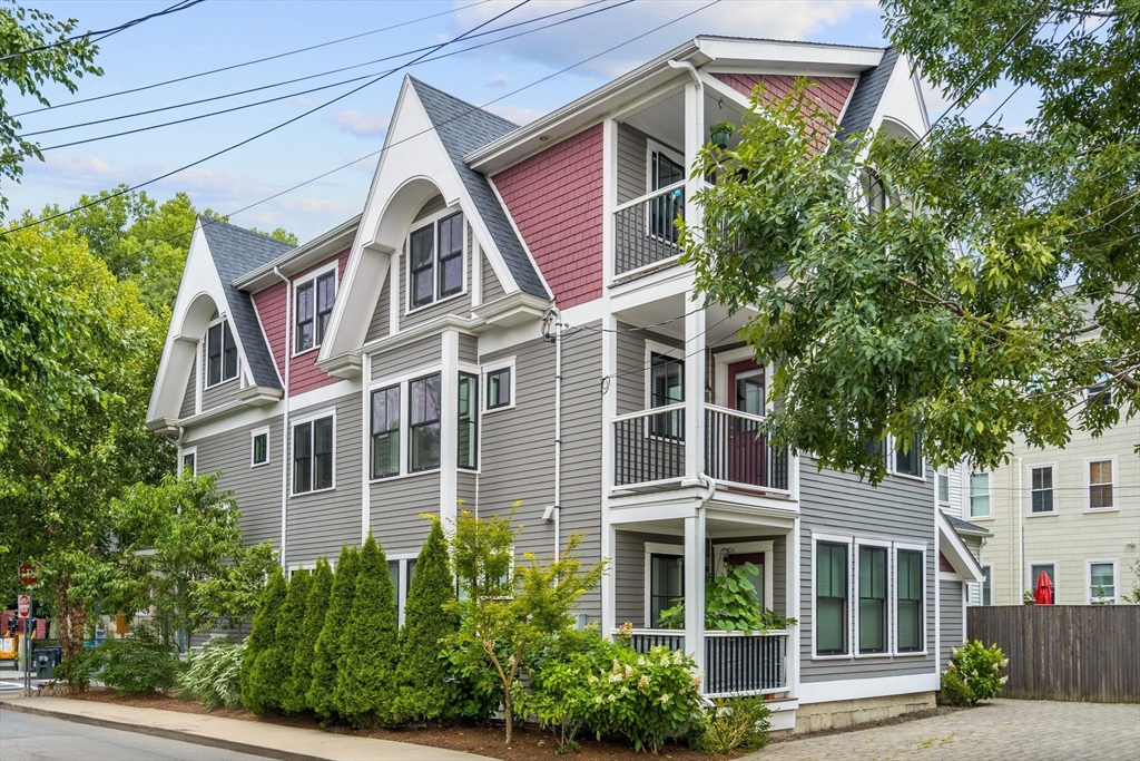 41 Rossmore Road, Unit 2 Boston, MA 02130 - Photo 5 of 39 Gallery Image 5