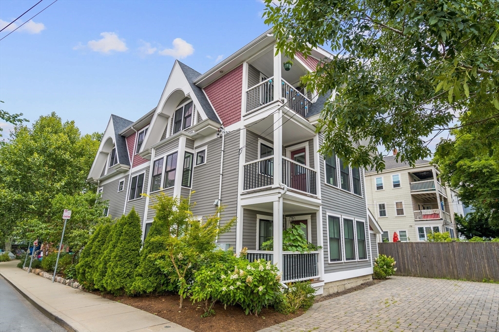 41 Rossmore Road, Unit 2 Boston, MA 02130 - Photo 6 of 39 Gallery Image 6