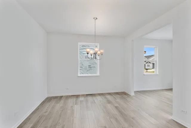 $469,990 | 32018 Savannah Drive, Lakemoor, IL 60051