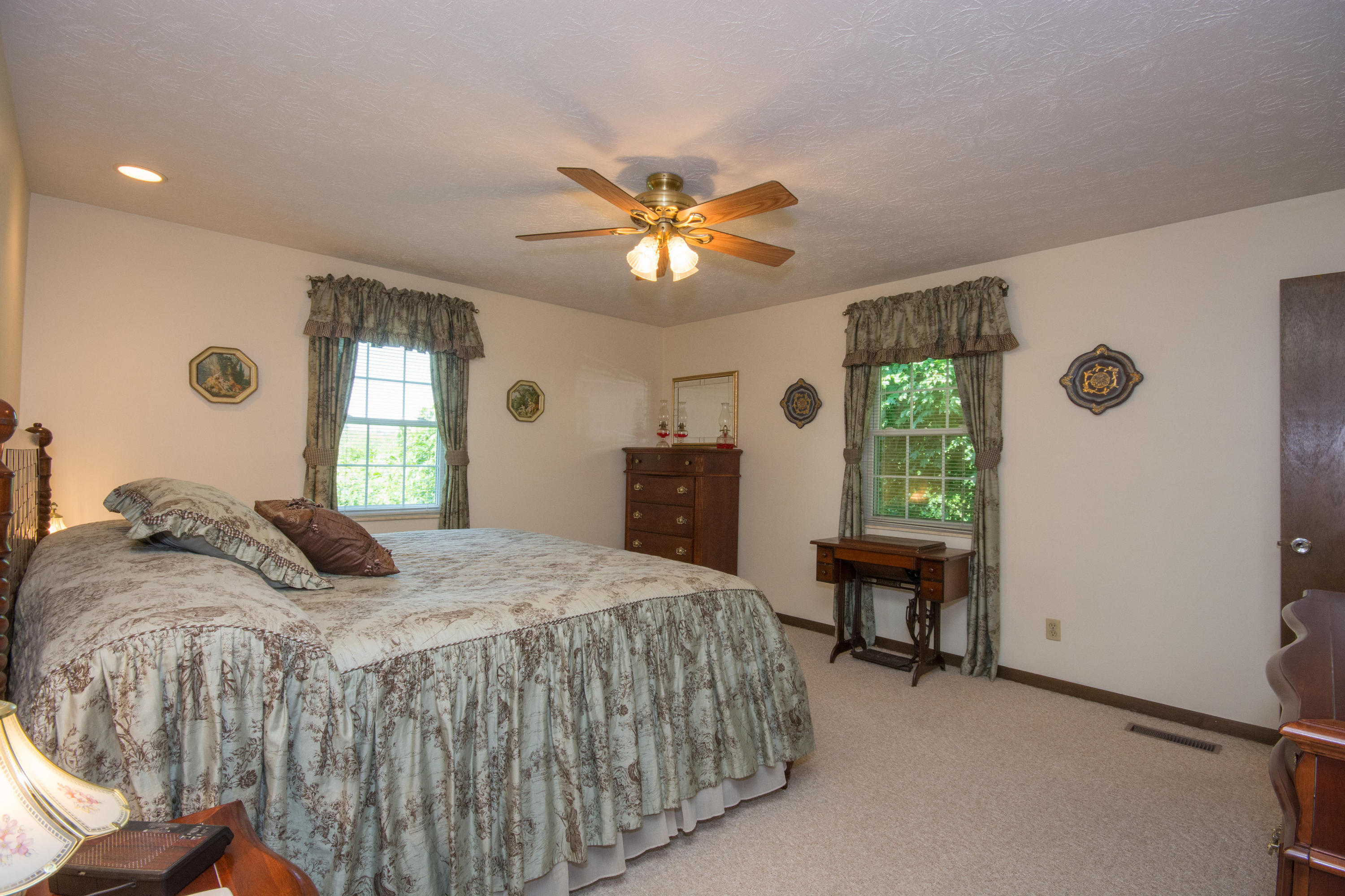 901 West Emory Road Powell, TN 37849 - Photo 13 of 25 901 W Emory Road Knoxville TN-MLS_Size-0