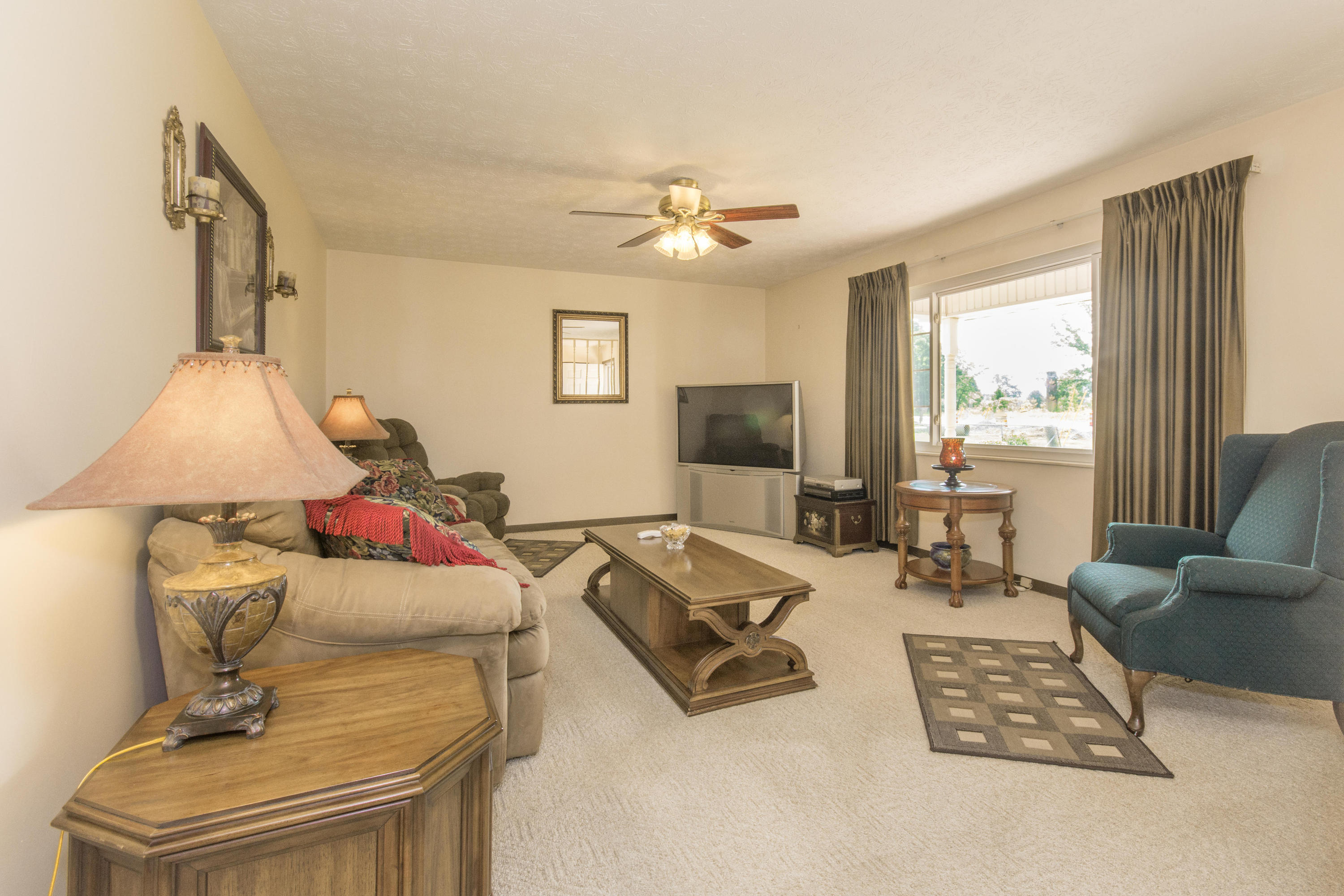 901 West Emory Road Powell, TN 37849 - Photo 5 of 25 901 W Emory Road Knoxville TN-MLS_Size-0