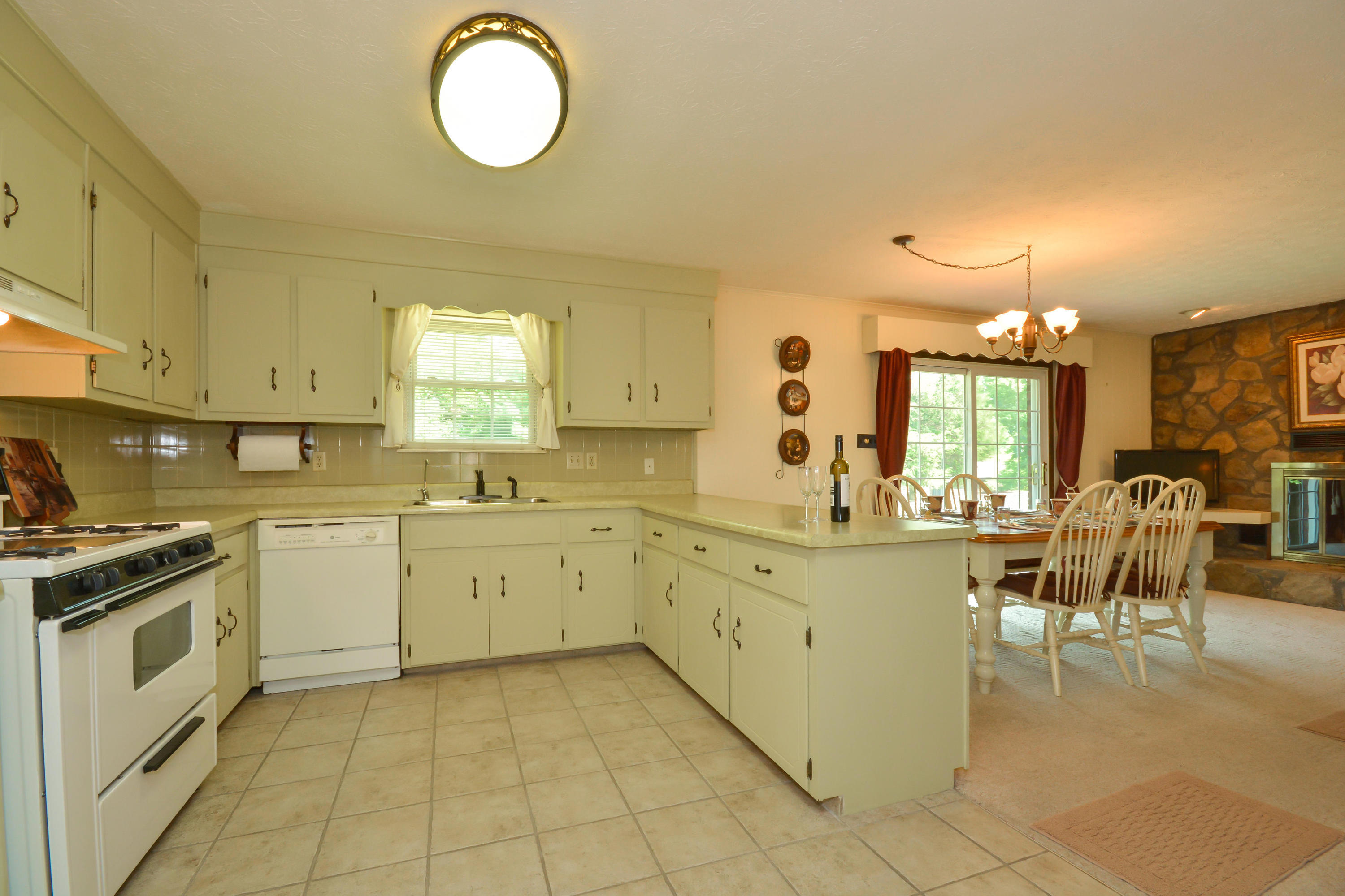 901 West Emory Road Powell, TN 37849 - Photo 8 of 25 901 W Emory Road Knoxville TN-MLS_Size-0