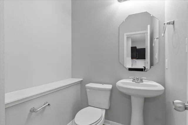 $1,800 | 4524 Kind Way, Unit 257, Austin, TX 78725