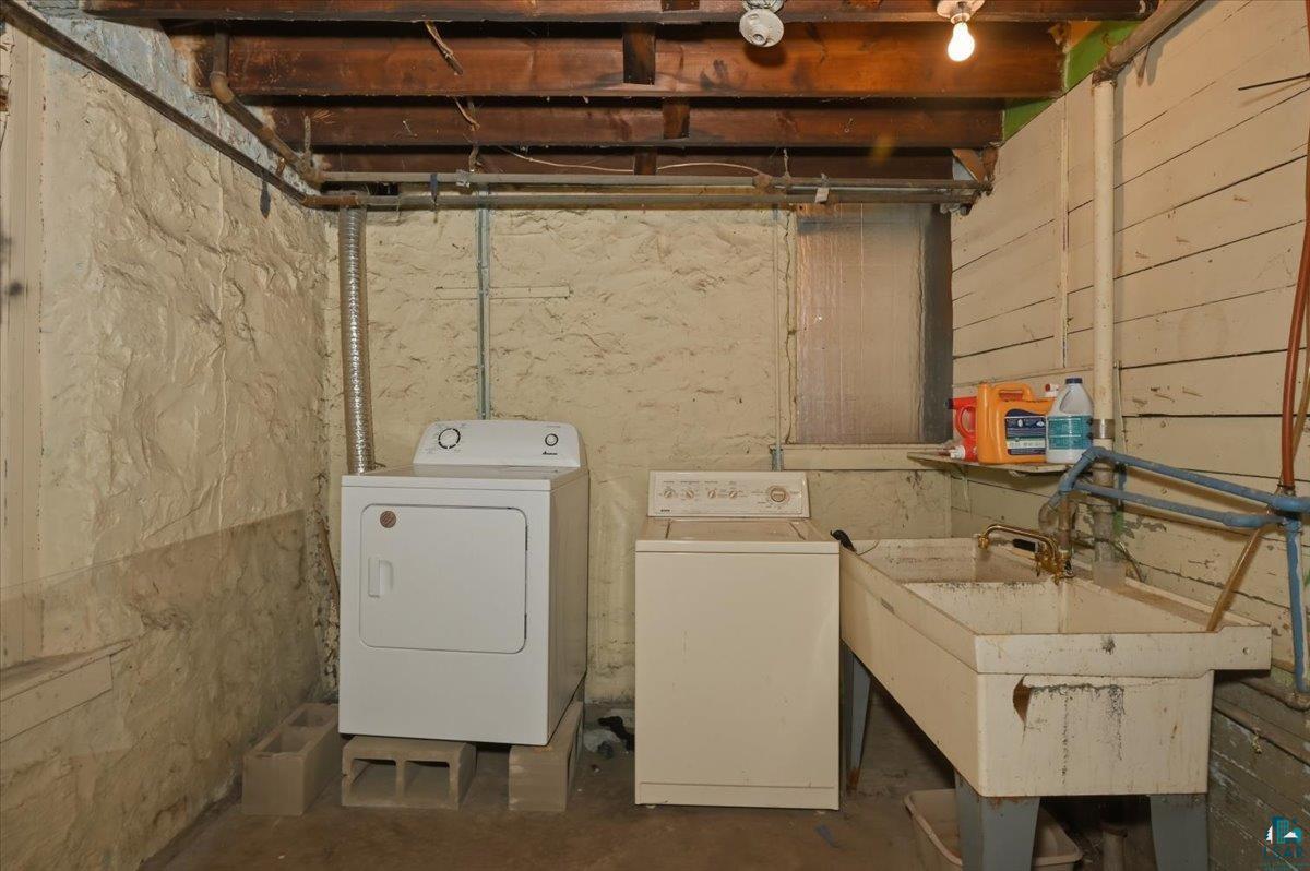 1818 East 3rd Street Duluth, MN 55812 - Photo 23 of 27