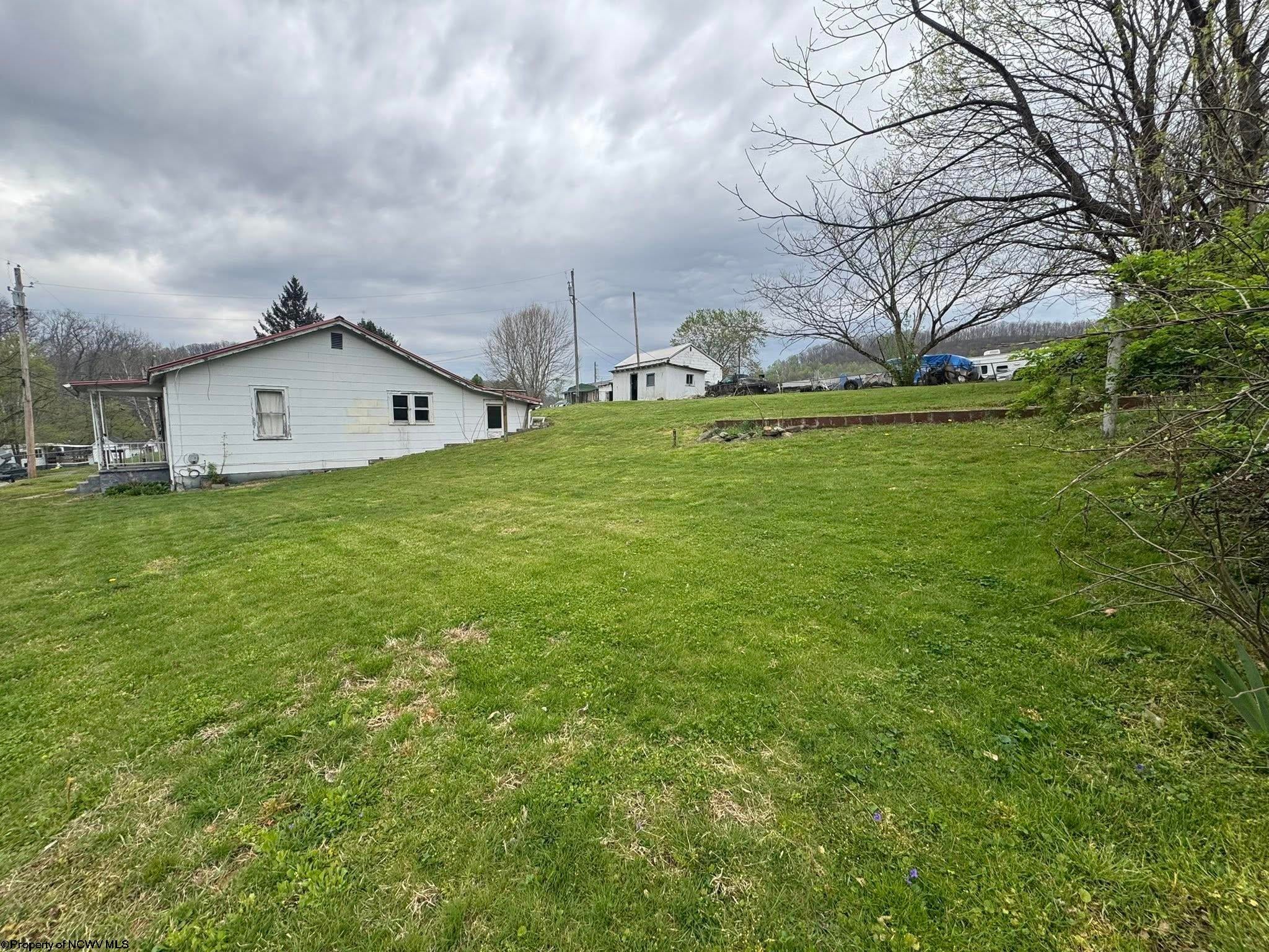 245 Riverside Drive Weston, WV 26452 - Photo 15 of 24 Gallery Image 15