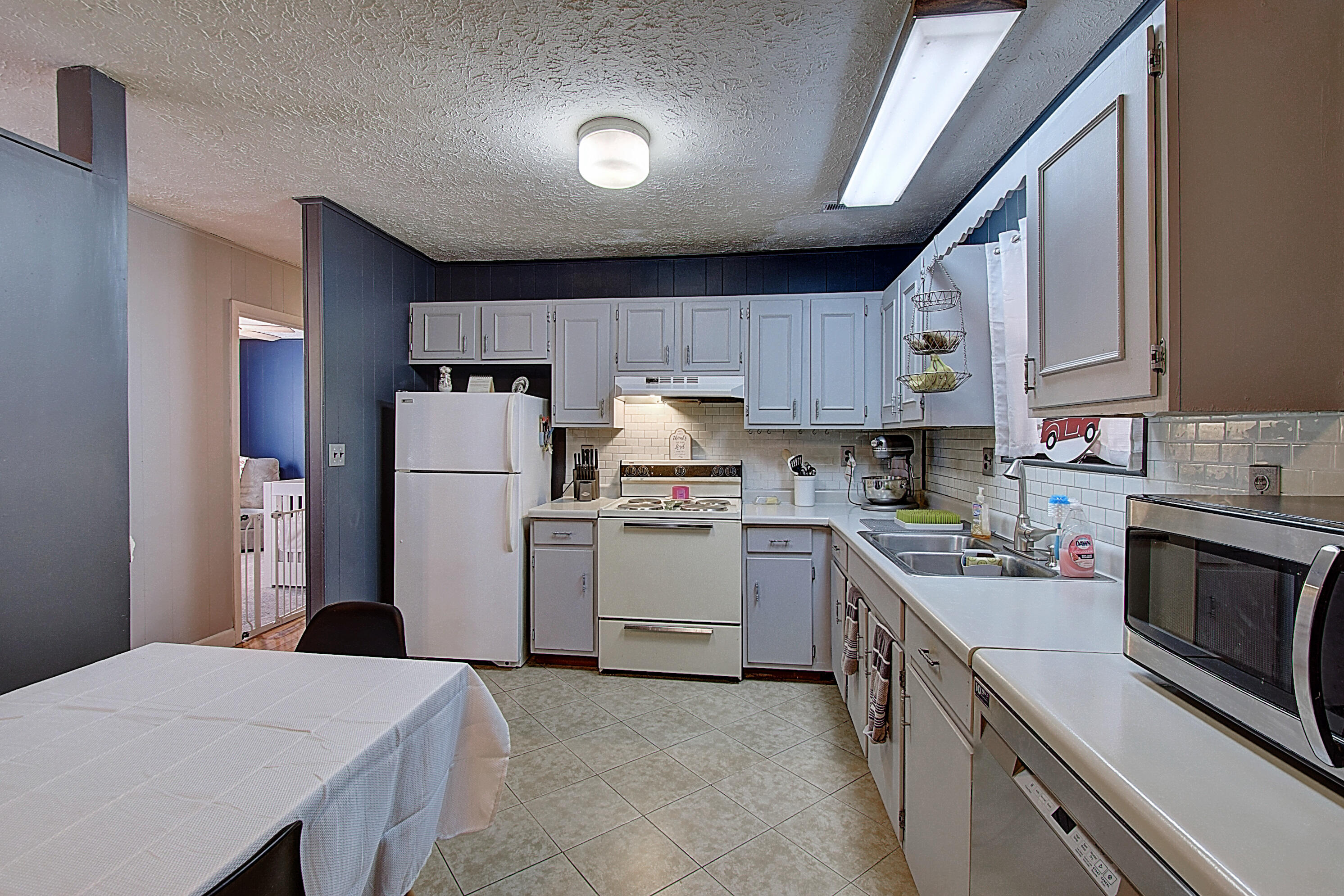 322 Sims Hill Road Elizabethton, TN 37643 - Photo 13 of 35 DSC_0082And8more