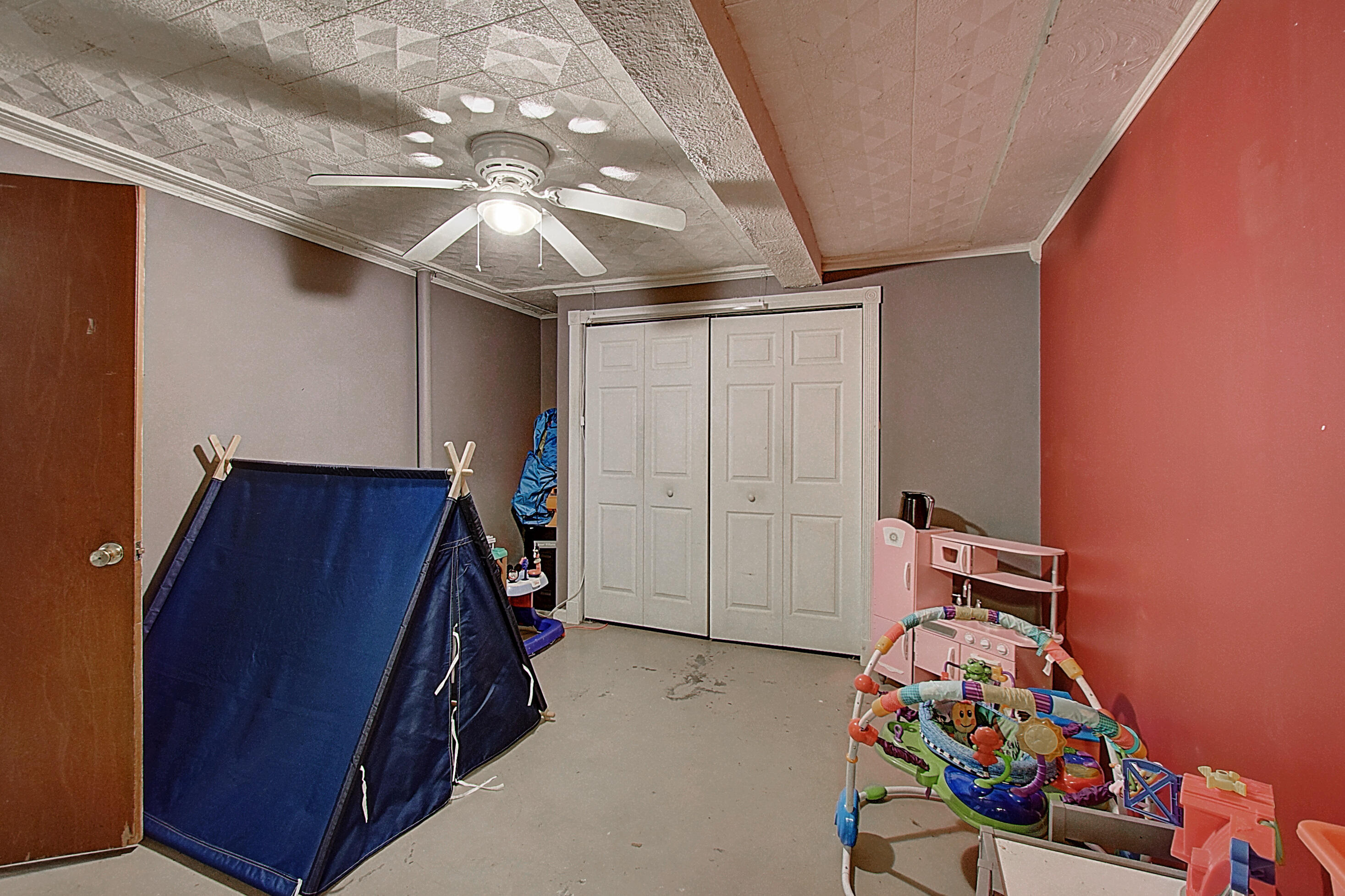 322 Sims Hill Road Elizabethton, TN 37643 - Photo 24 of 35 DSC_0181And8more