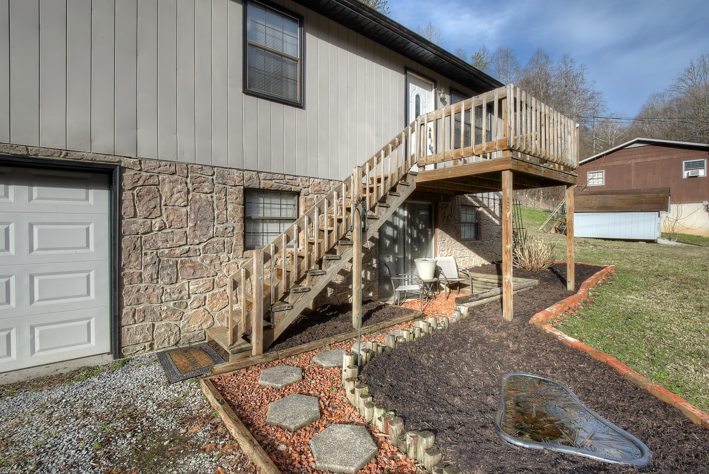 322 Sims Hill Road Elizabethton, TN 37643 - Photo 4 of 35 4