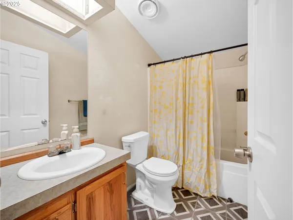 $99,900 | 32700 Southeast Leewood Lane, Unit 31, Boring, OR 97009