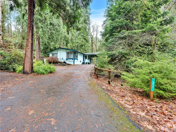 $99,900 | 32700 Southeast Leewood Lane, Unit 31, Boring, OR 97009