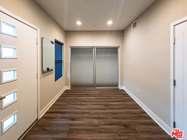 $5,200 | 2753 Waverly Drive, Unit 1103, Los Angeles, CA 90039