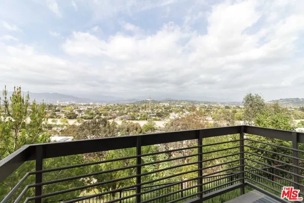 $5,400 | 2753 Waverly Drive, Unit 1103, Los Angeles, CA 90039