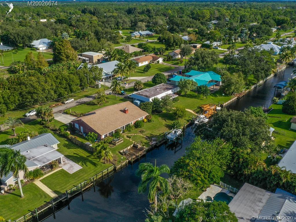 540 Southwest Harbor Street Stuart, FL 34997 - Photo 2 of 16 Gallery Image 2