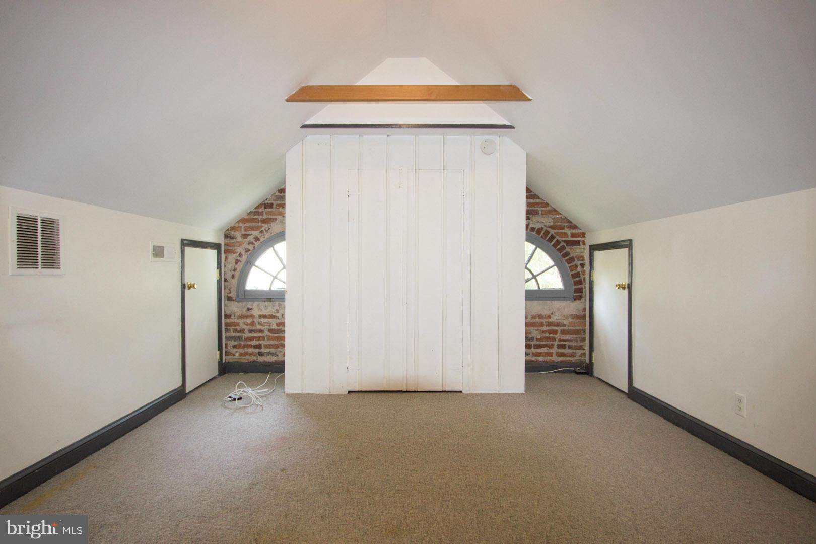 4122 Westview Road Baltimore, MD 21218 - Photo 14 of 20 3rd level loft/ 4th bedroom