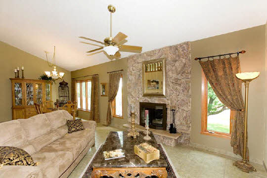 9292 Shaw Road Rockford, IL 61107 - Photo 3 of 6 Gallery Image 3